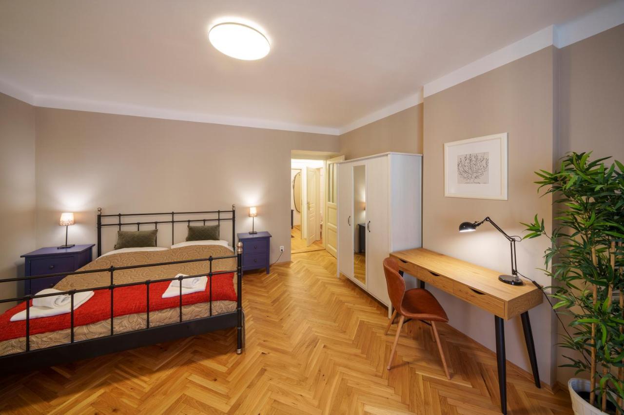 Old Town - Templova Apartments Prag Exteriör bild